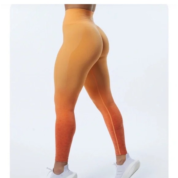 Alphalete Amplify Ombre Seamless Leggings Here Comes The Sun Small - Picture 3 of 13